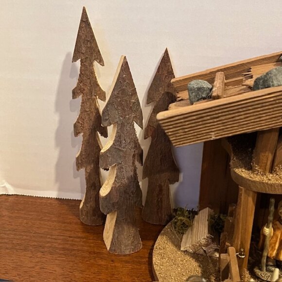 21 Piece M.J. Hummel Danbury Mint Miniature Children's Nativity Set - Picture 13 of 16